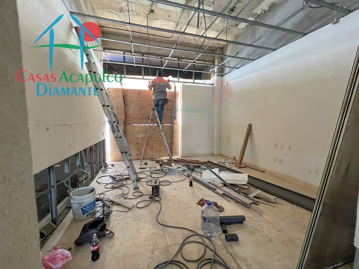 Playamar Tres Cantos T4 PH 2 - Sala de televisión 1